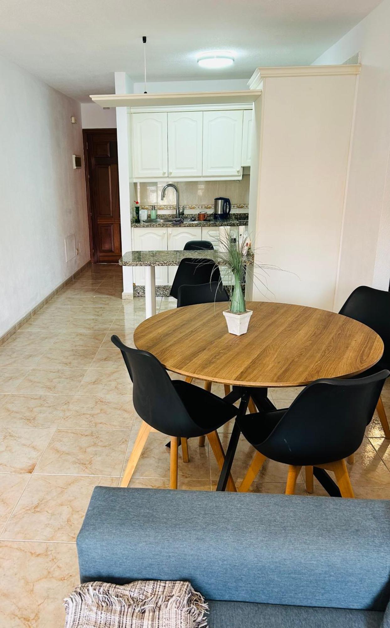 El Medano La Ola. Cabezo Beach 2 Rooms Parking Place מראה חיצוני תמונה
